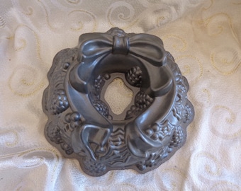 NORDIC WARE "Holiday Wreath" Bundt Pan -  11 1/4 " x 3 1/4" - 9 Cup Cast Non Stick Aluminum Bundt Pan -