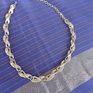 Retro Monet Signed  Adjustable Length Necklace- Gold  Tone Twisted Links