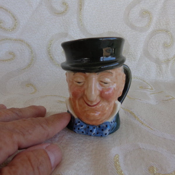 ROYAL DOULTON  Mr Micawber Toby Mug - D5843 - 3" H x 3 3/8"W incl handle -  Royal Doulton Logo - 1948 - 1960 From David Copperfield