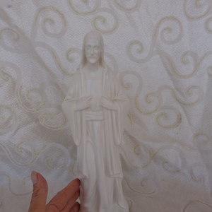 JESUS CHRIST FIGURINE - 12 1/4&quot;H x 3 12&quot;W x 3 1/4&quot;D - White Plished Bisque Figurine of Jesus Christ -