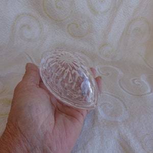 CRYSTAL LIDDED EGG - 4&quot; Vintage Crystal Egg opens for goodies