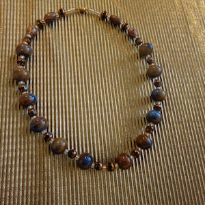 BEAD NECKLACE - 18&quot; Beaded Beige/Brown/Copper Tone/Blue and Clear Bead  Necklace With Magnetic Clasp