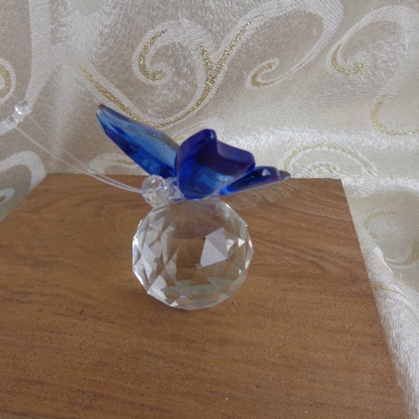 CRYSTAL BLUE BUTTERFLY Figurine- 3"H x 3 1/2"W - Art Glass Cobalt Blue Butterfly on Crystal Ball -