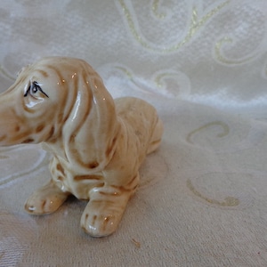 BASSETT HOUND Figurine - Porcelain - 2 3/4&quot;H x 5 1/4 &quot;L x 2 &quot;W - Hand Painted Beige Basset Hound Figurine - Dog Figurine - Dog