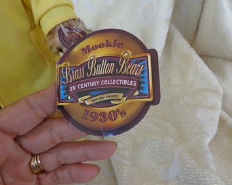 BRASS BUTTON BEARS - Pickford 