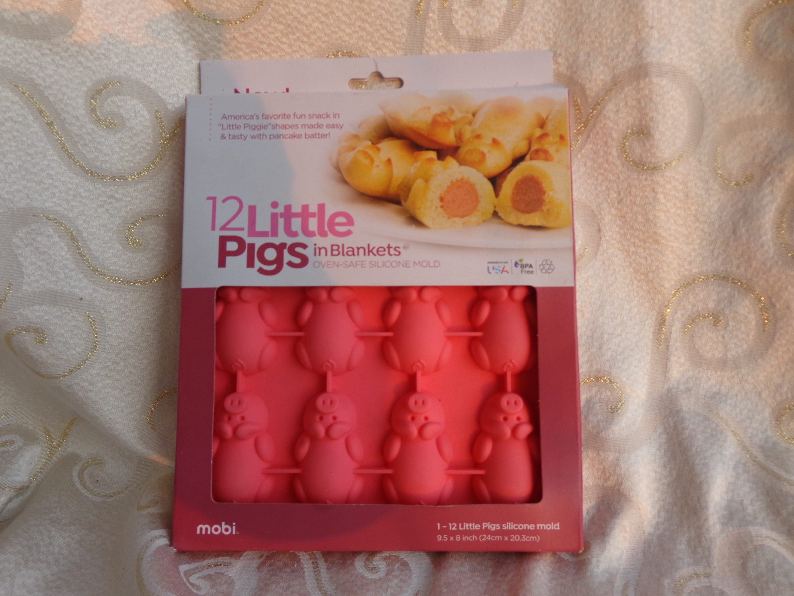 Oven Safe Silicone Mold - Pigs