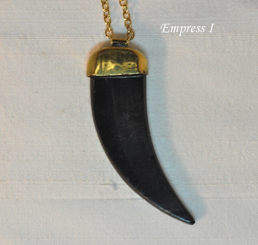 Hombre Collar Tribal Con Diente De Coyote Auténtico Para Hombre. Colmillo De Lobo Blanco Auténtico Con Cuentas De Madera. Joyería Bohemia Natural, Un Regalo Para él. - España Colgante Azteca