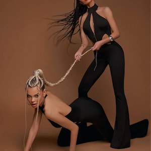 Halter Neck Scuba Jumpsuit with Open Back – Sexy Cutout Zip-Up One Piece – Sleeveless Bodycon Party Catsuit – Backless Black Romper