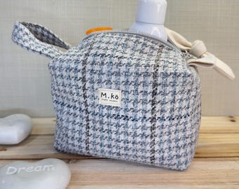Bolsa de cosméticos de tweed hecha a mano / Elegante bolsa con cremallera, organizador de viaje
