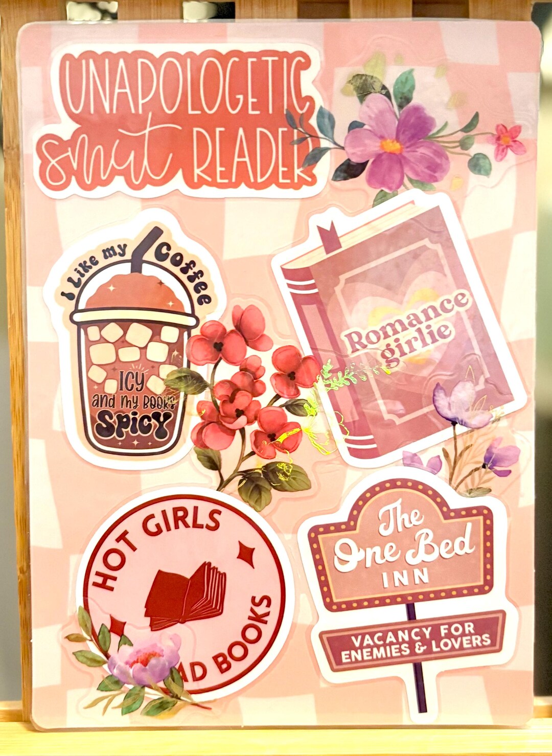 Hot Girls Read Books Theme - Handmade Kindle Paperwhite Case Inserts ...