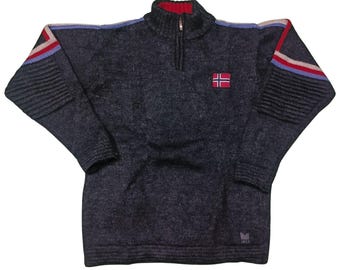 Vintage Dale of Norway Sweater | Traditional Norwegian Wool Pullover | Quarter-Zip Nordic Jumper | Size M