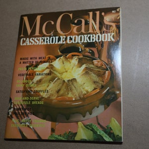 1972 McCalls CASSEROLE  COOKBOOK cook book recipe pb kitchen vintage cooking serving guide