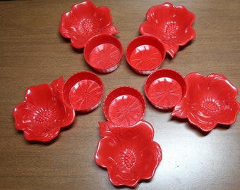 5 divided Red Plastic Coaster / TidBit combo HOFMAN IND lunch Food TV  Snack Trays Mid Century