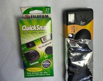 2 vintage SINGLE USE CAMERAS Fuji QuickSnap 2007 Kodak Max 2004 disposable (4C2)