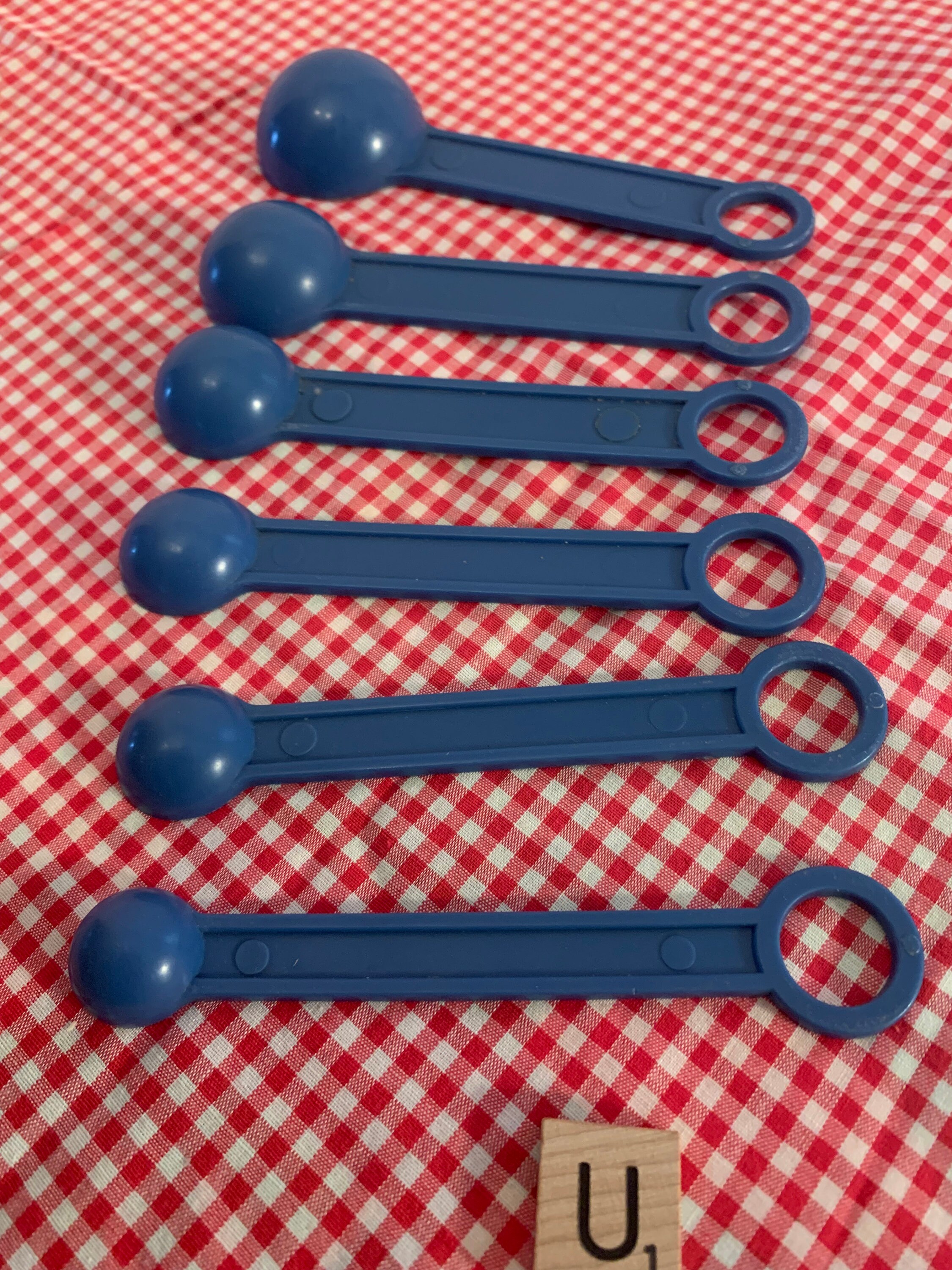 Measuring Spoons with Large Print-Set-6-White-Blue