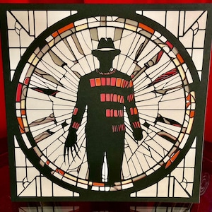 Diseño SVG en capas de vidrieras de Freddy Krueger / Inspirado en la película de terror Pesadilla en Elm Street / Cricut Silhouette / Halloween