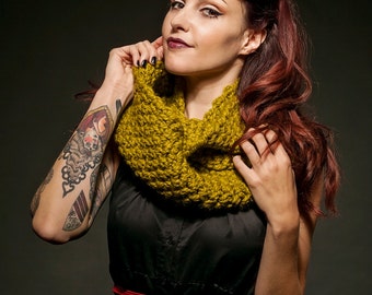The Ingrid Infinity Scarf