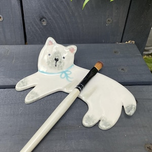 Handmade Ceramic Cat Brush Rest – Reclining Cat Shaped Artist or Makeup Brush Holder, Cute Desk or Vanity Accessory, Holds 3 Brushes