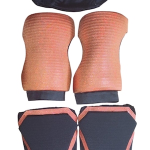pro wrestling trunks with kneepads and kickpads
