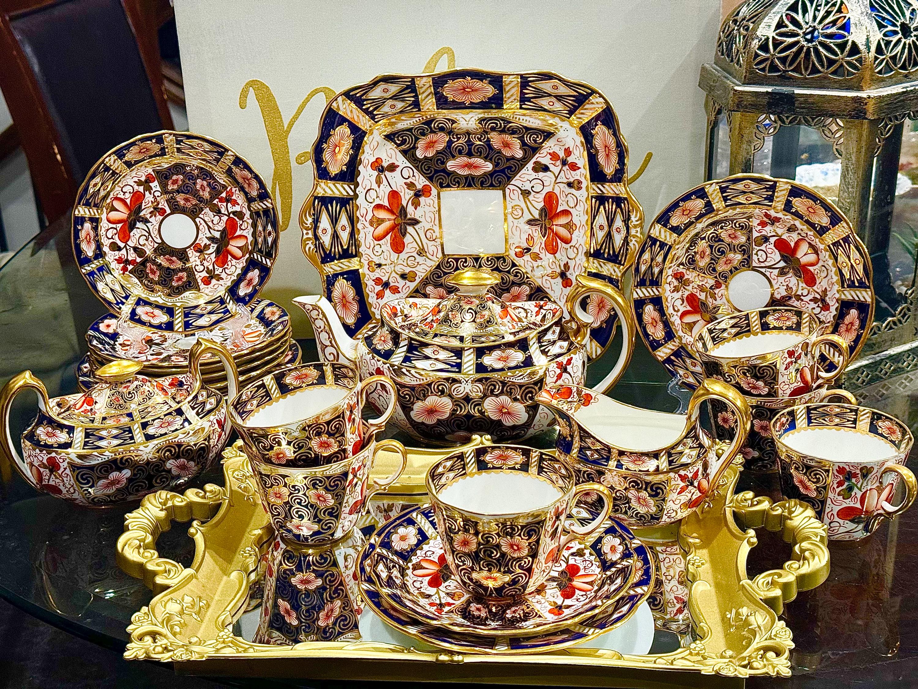 希少  CROWN DERBY  Antornette 花瓶 Royal Antoinette Teapot (1000ml) - Royal Crown Derby