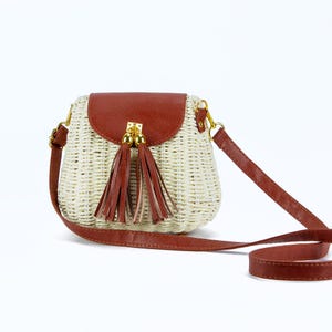 Woven Straw Crossbody Bag: Adjustable Strap Beach Purse