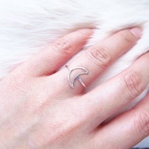 Dainty Silver Crescent Moon Ring-I Love You to the Moon and Back Ring-Gold Moon Jewelry-Silver Promise Ring-Sterling Silver Moon Ring