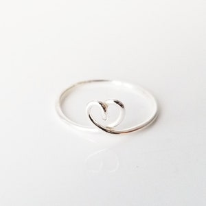 Simple Heart Ring-Dainty Heart Jewelry-Best Friend Ring-Best Friend Gift-Minimal Heart Ring-Love Gift-Sterling Silver-Gold