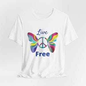 ヒッピーバイブスTシャツ、ボヘミアングラフィックTシャツ、レトロフラワーパワーシャツ、グルーヴィーなユニセックストップス、ヴィンテージサマーアパレル