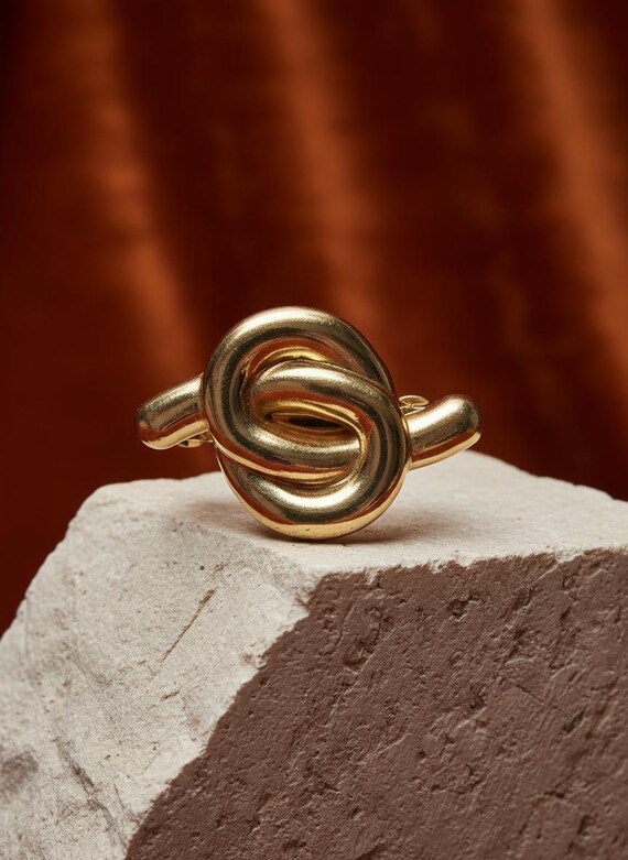Gold Knot Hair Clip: Luxe Metal Barrette, Elegant Hair 