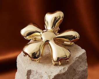 Fermaglio per capelli con fiore dorato: fermaglio per capelli floreale in metallo scultoreo