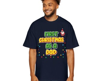 パパになって初めてのクリスマス オーバーサイズTシャツ、ホリデーパパシャツ、クリスマスマジックグラフィックTシャツ、季節のウェア