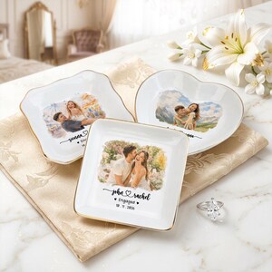 Custom Engagement Ring Dish, Custom Photo Ring Holder, Engagement Gift for Couple, Wedding Keepsake, Watercolor Couple Portrait Gift