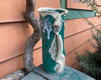 Pottery vase/turquoise jewelry/turquoise/turquoise vase/turquoise jewel/handmade turquoise pottery vase/handmade vase/Arizona vase/turquoise