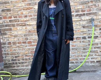 90s floor length trench, trench coat , double breasted , single vent , lined , pockets , womens coat , jacket , black, vintage outerwear