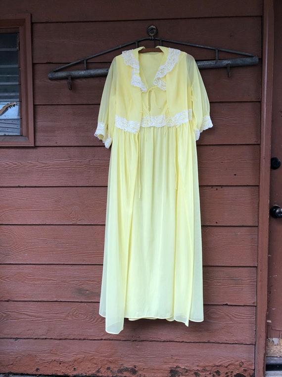 1970s loungewear set , 2 piece set , nightie & ro… - image 7