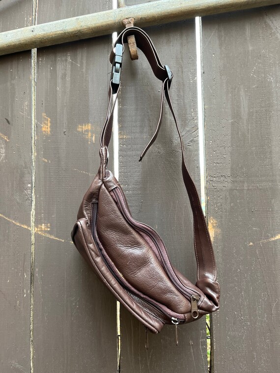 Vintage fanny pack Gem