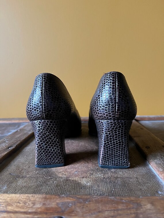 Vintage 90s Stuart Weitzman Reptile Block Heel Pu… - image 2