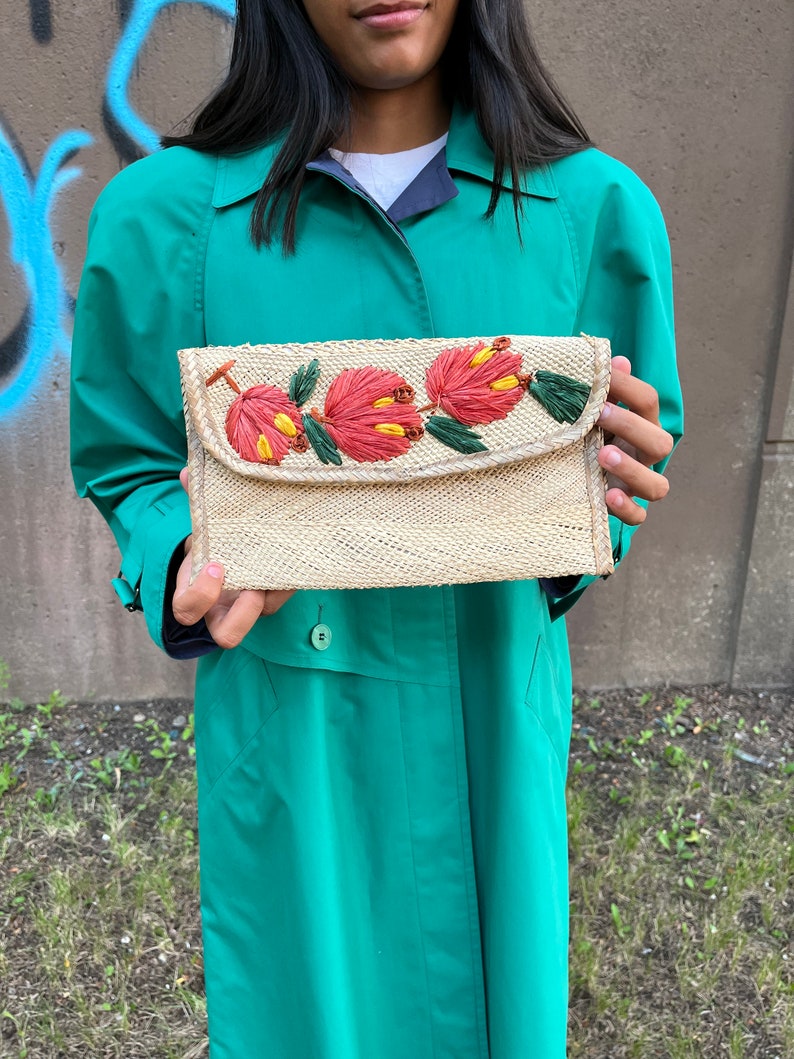 vintage straw clutch , handbag , embellished , summer bag , purse image 4