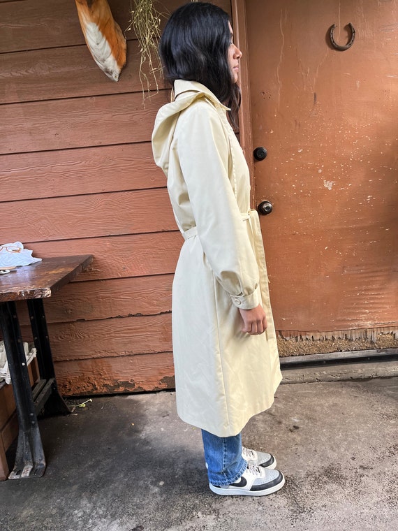80s hooded raincoat , womens coat , jacket , belte