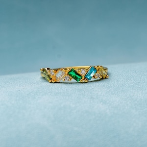 Personalized Baguette Birthstone Ring, Multi-Stone Family Band