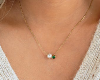 Collar de perlas con piedra natal, colgante personalizado a medida, delicada joyería familiar, regalo del Día de la Madre para mamá, regalo para hija