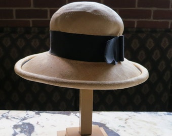Vintage Ladies Fine STRAW HAT with Rolled Brim Navy RIBBON w/ Hat Pins