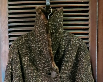 1950s Vintage Women's Wool COAT with Fur Collar - Ransohoffs SF CA