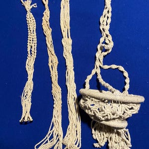 Set 4 Macrame Pot plant holders Varied sizes and style