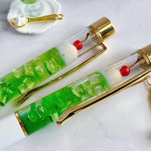 Penna galleggiante per gelato / Penna galleggiante per soda al melone / Penna personalizzata / Penna a sfera / Cibo giapponese / Cibo in miniatura / Regalo di cancelleria