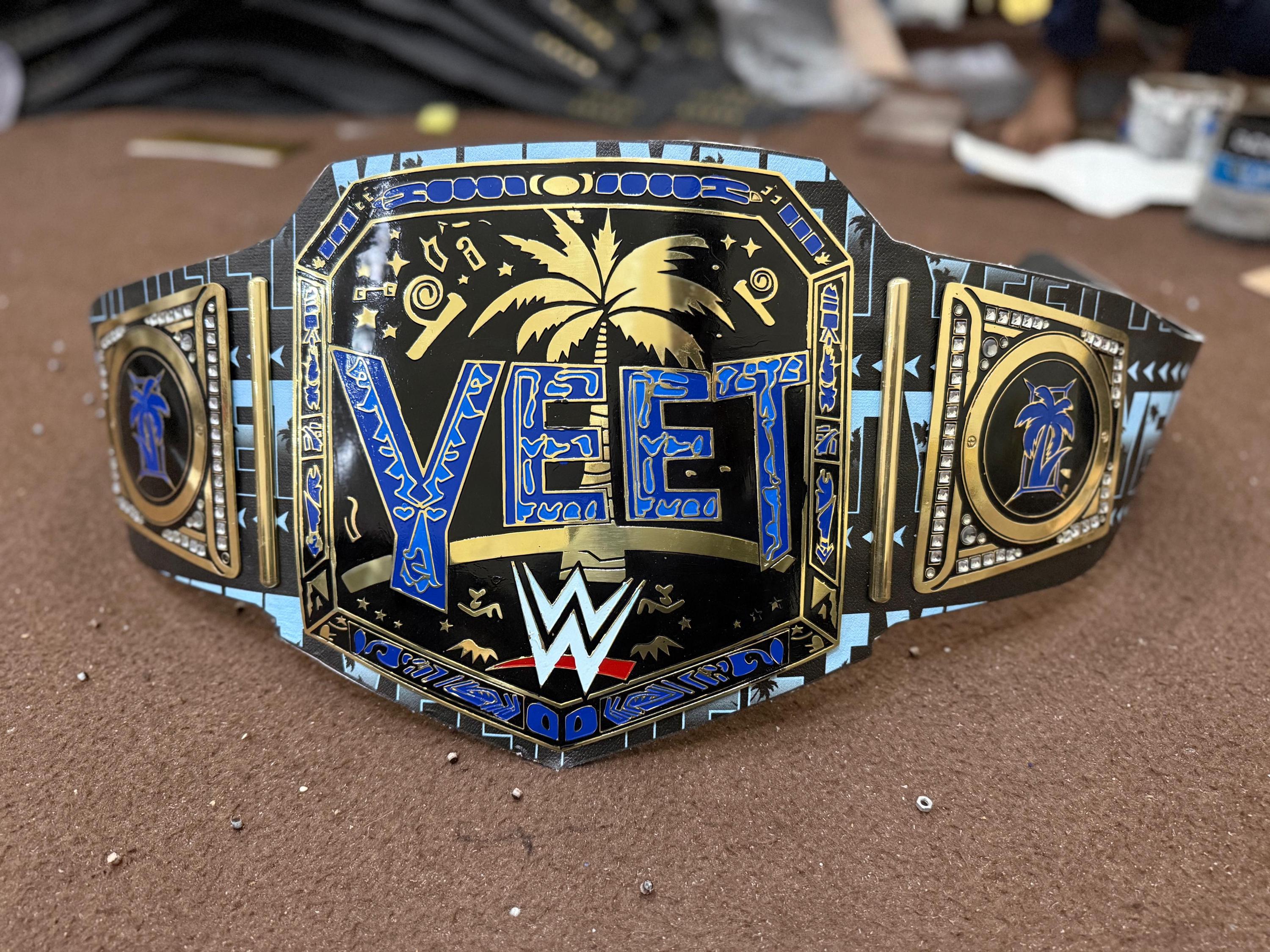 コーディ・ローデス、ジェイ・ウーソ 直筆サイン入フォト　WWE日本公演公式グッズ 2025年最新】ジェイ・ウーソの人気アイテム - メルカリ