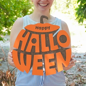 Retro Halloween Style Jack-o-lantern, Halloween Party Decor, Halloween Gift, Spooky Sign, Fall Decor, Autumn Sign, Halloween Mantel Decor
