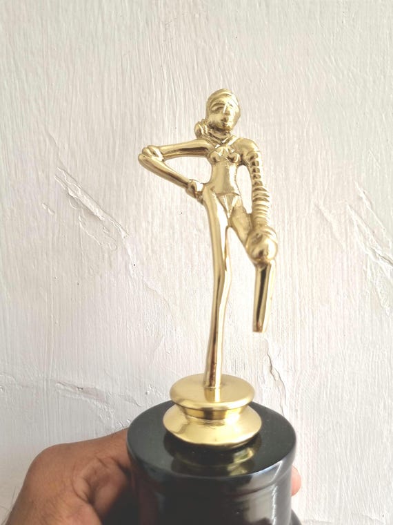 モヘンジョ・ダロの真鍮製踊り子像 - インダス文明のレプリカ - Etsy 日本