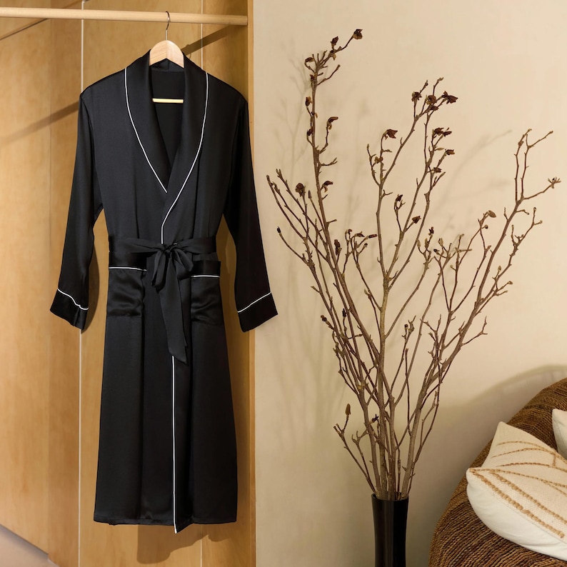 Men’s Mulberry Silk Robe – Kimono Style Sleepwear, Lightweight Luxury ...