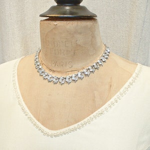 PRISTINE Vintage DESIGNER Art Deco Rhinestone Bridal Necklace,Wedding Paste Crystal Choker,Silver Leaf Link Statement 1940s 1950s Dainty Bib image 8